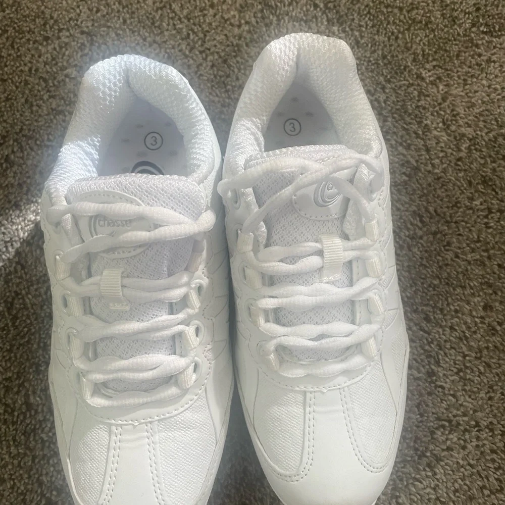Chassé Kids White Sneakers - Picture 3 of 7